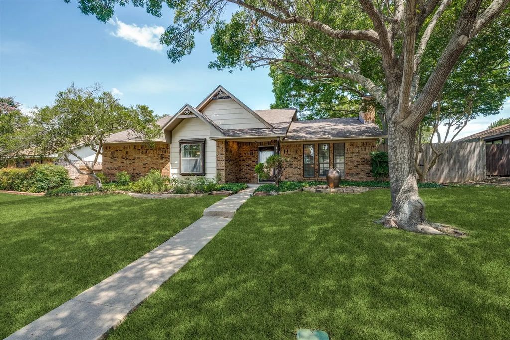 4022 Azalea Lane, Garland