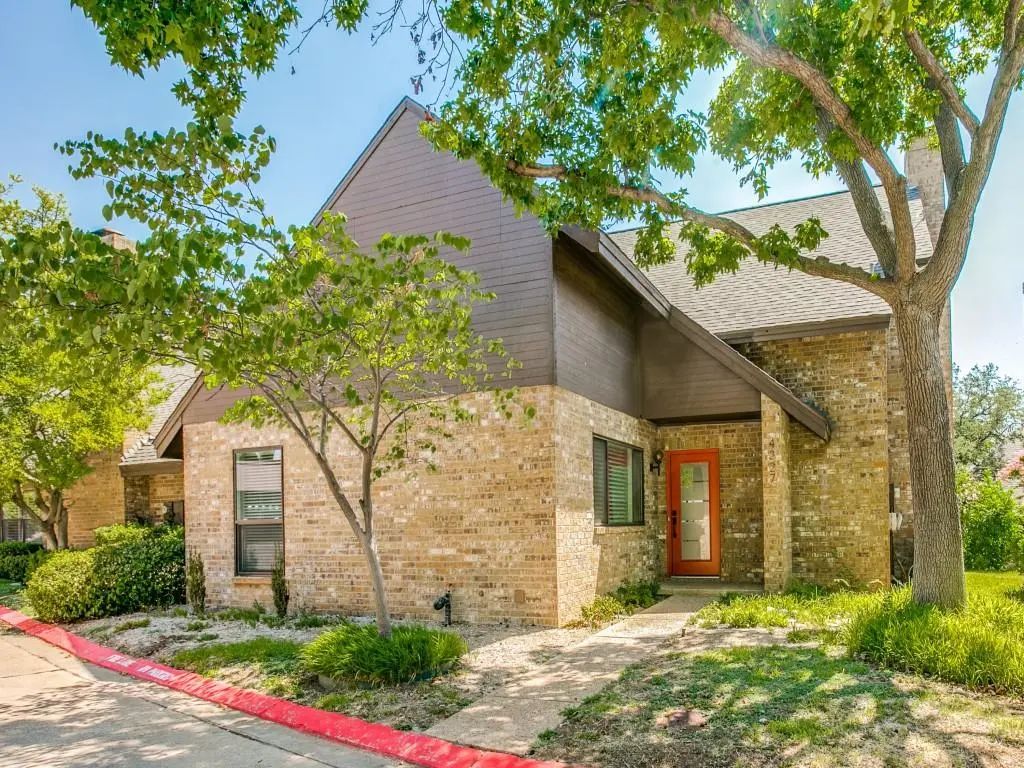 4227 Brook Tree Drive, Fort Worth