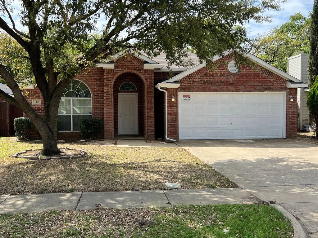 808 Mercy Lane, Irving