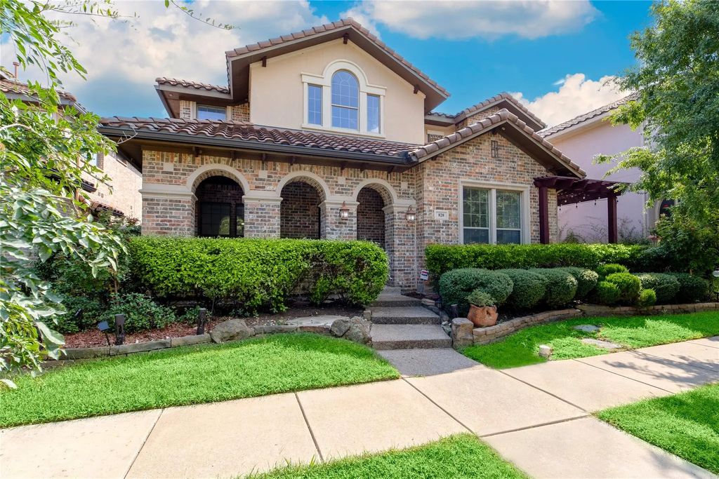 828 La Jolla, Irving