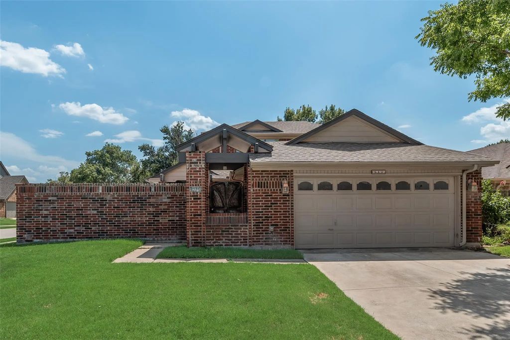 3900 Denham Way, Plano