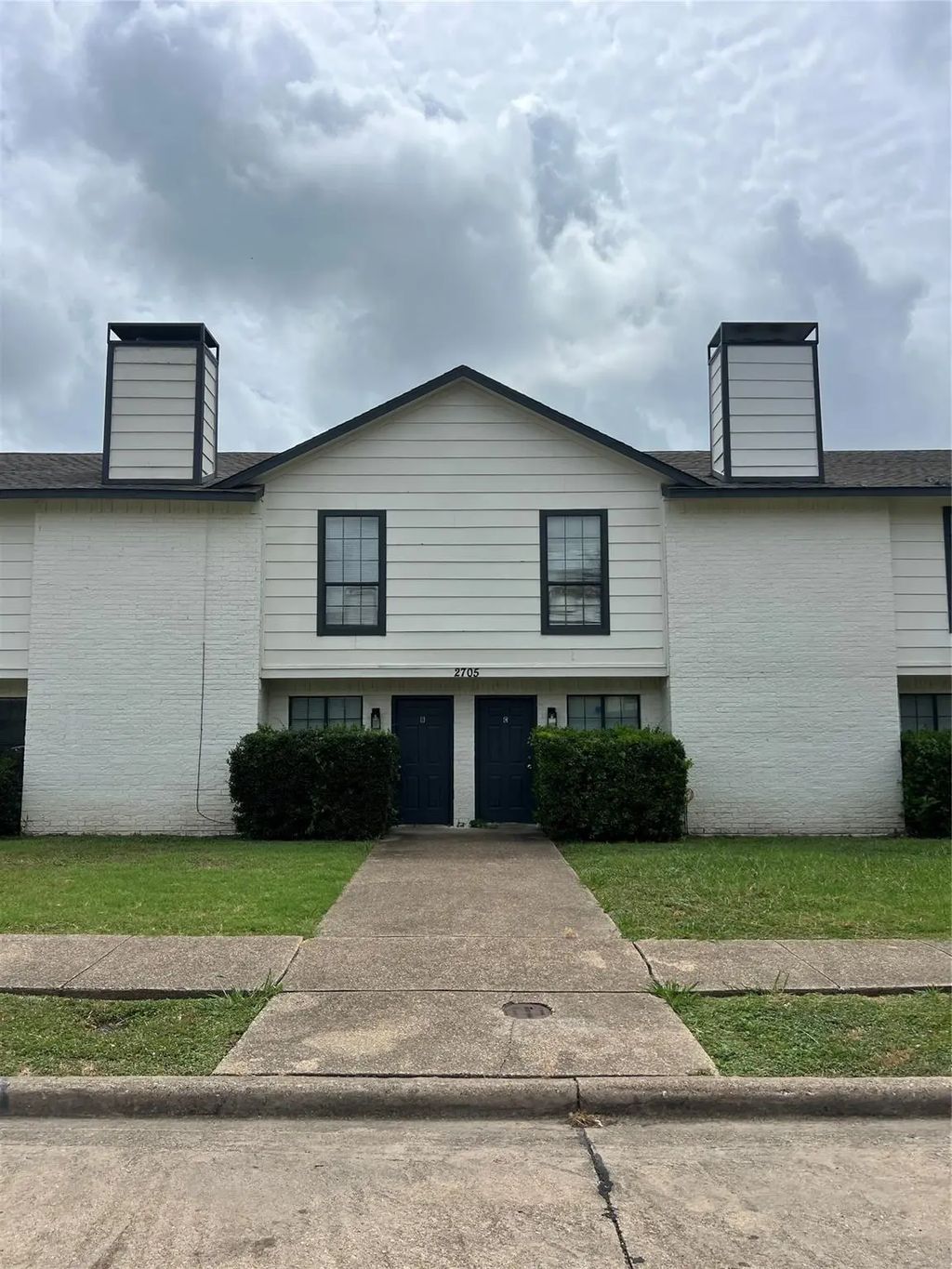 2705 Wimbledon Court B, Garland