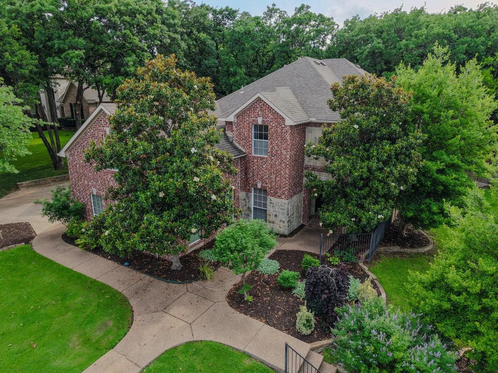 704 Berkshire Hill Drive, Keller