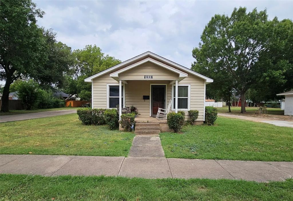 1207 Coleman Street, McKinney