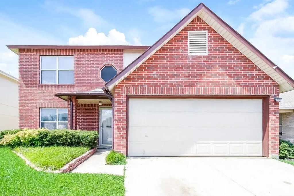 10116 Chapel Glen Terrace, Fort Worth