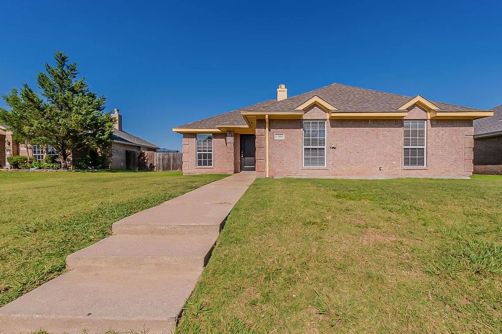 1304 Doris Drive, Mesquite