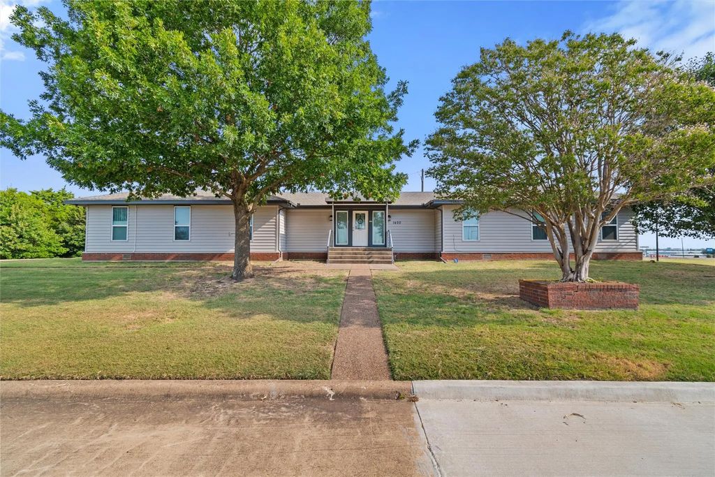 1400 Kari Ann Drive, Cedar Hill
