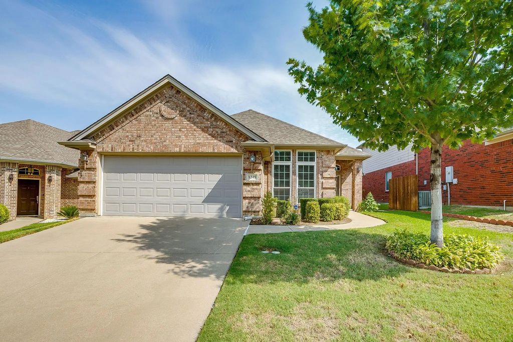 8349 Trinity Vista Trail, Fort Worth