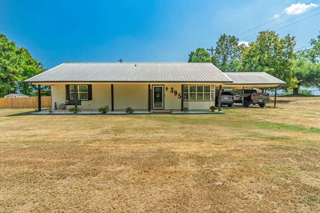 395 County Road 2450, Sulphur Springs