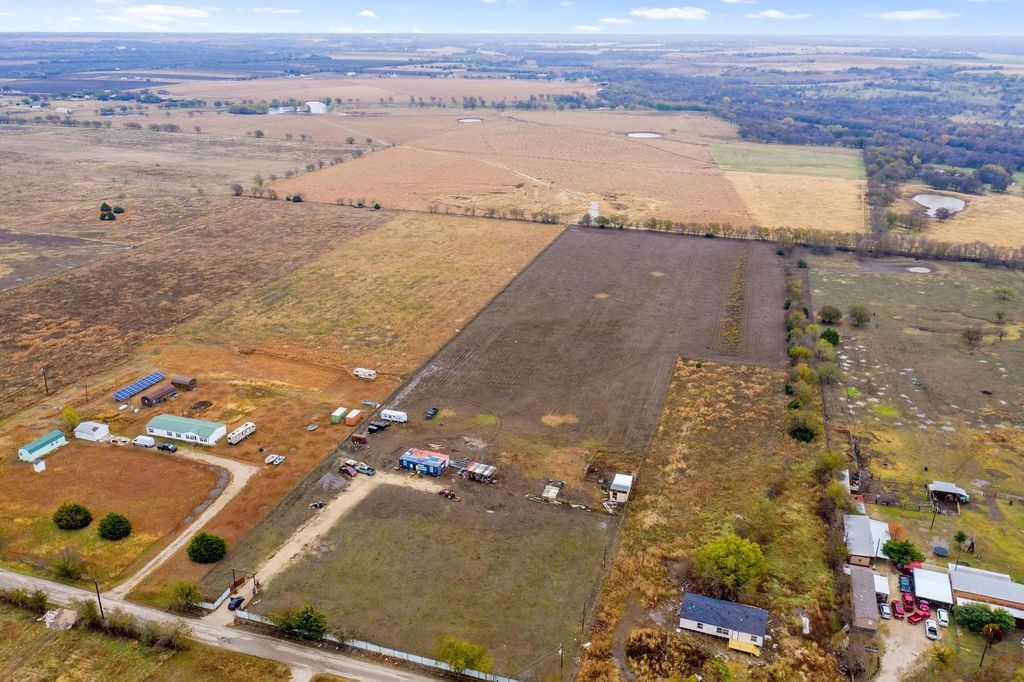 4950 County Road 212, Alvarado