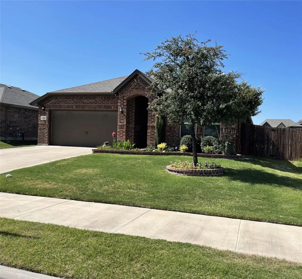 264 Cattlemans Trail, Saginaw