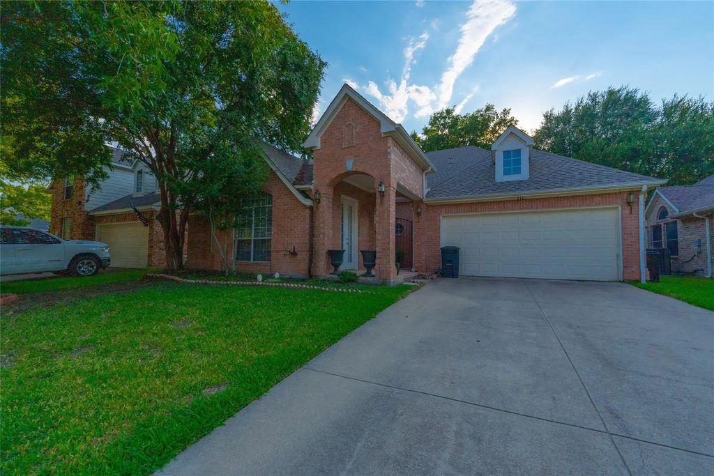 516 Arcadia Drive, Keller