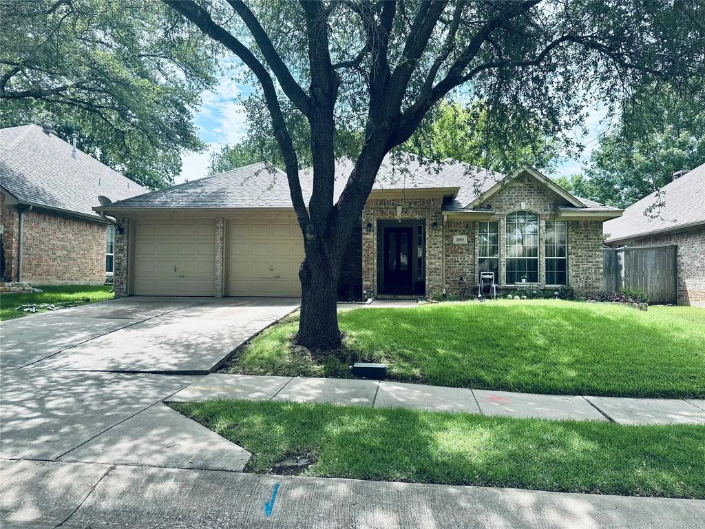2805 Glen Hollow Drive, McKinney