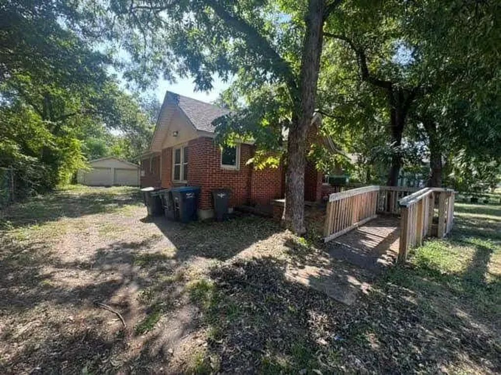 424 Colonial Street, Fort Worth