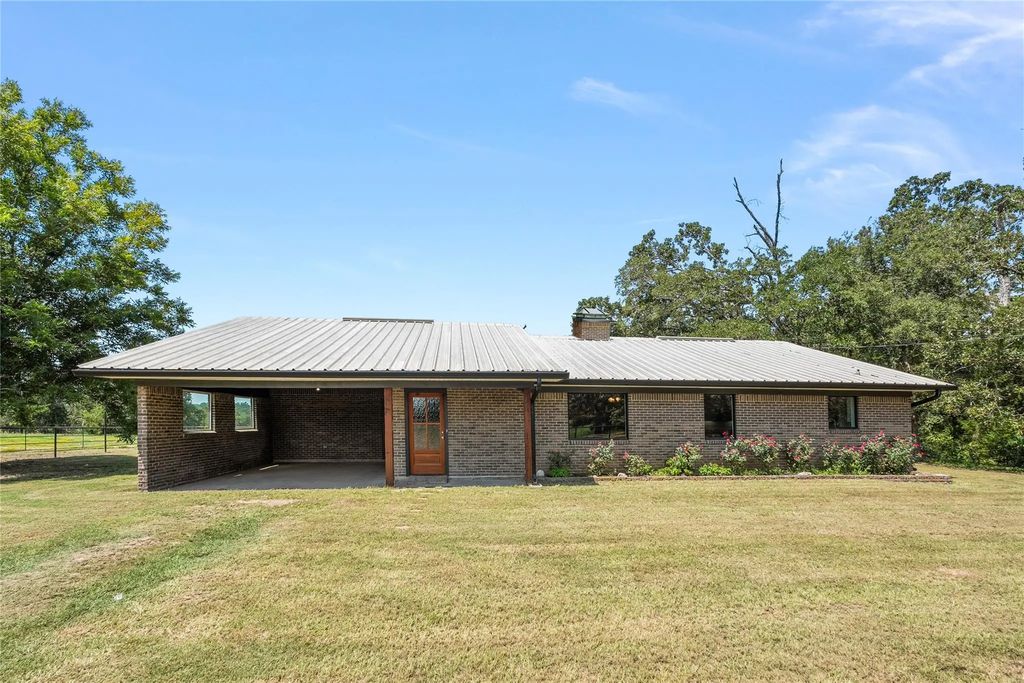 26304 State Highway 19, Athens