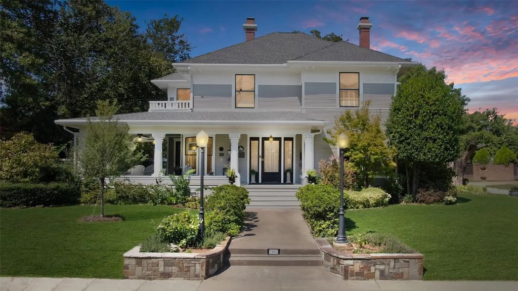 705 N College Street, McKinney