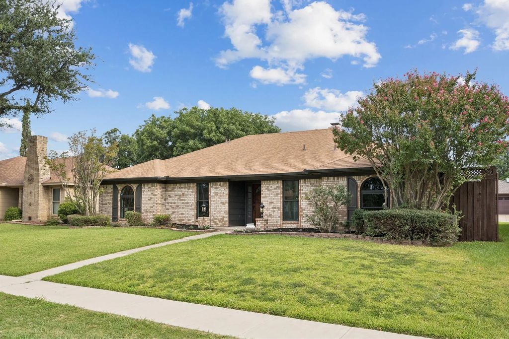 2129 El Dorado Way, Carrollton