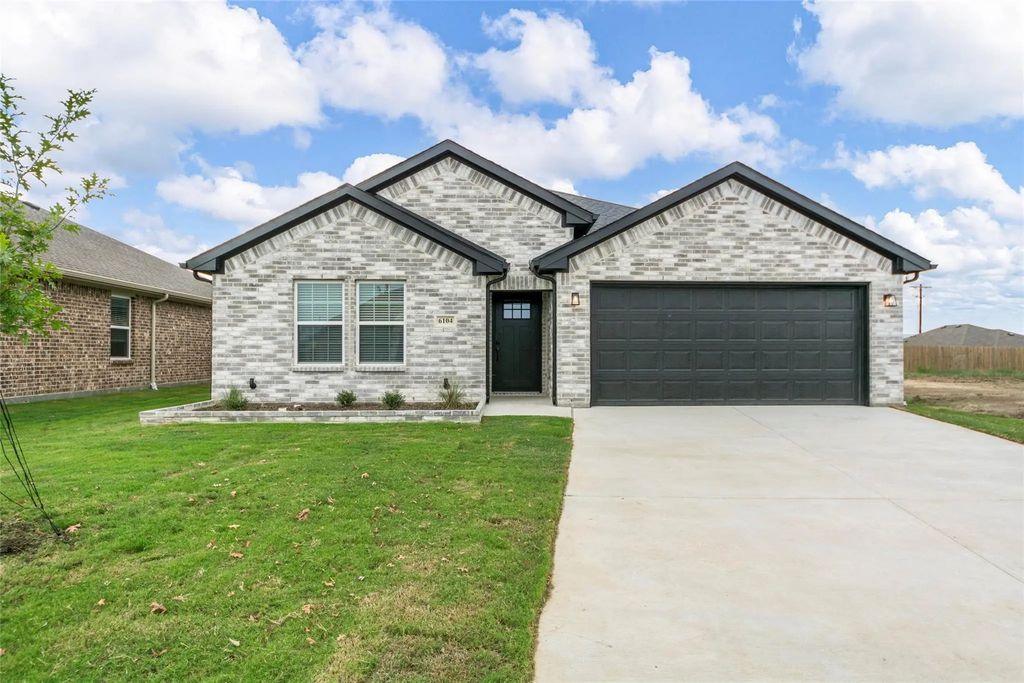 6104 Kayla Lane, Greenville