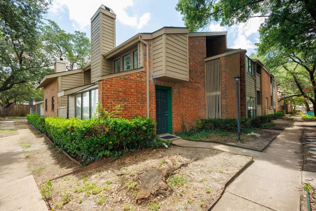 9254 Forest 105, Dallas