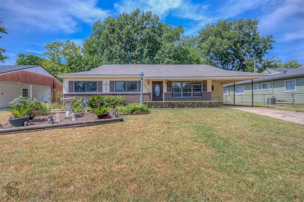 1509 Anita, Bossier City