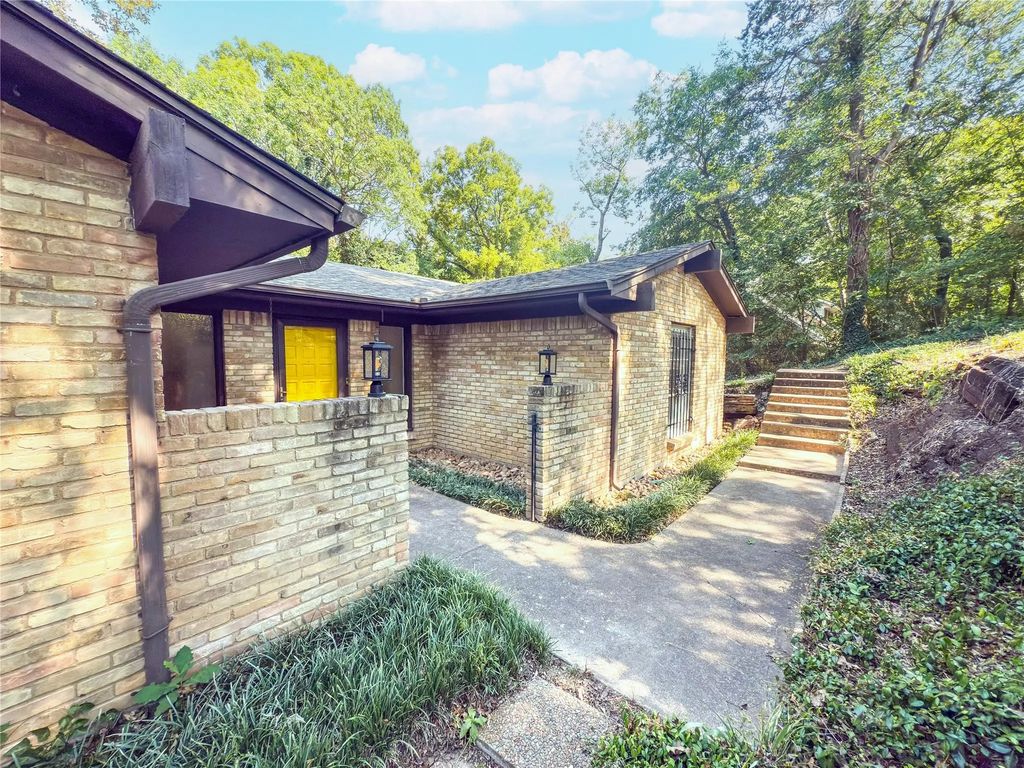 1310 Bow Creek Drive, Duncanville