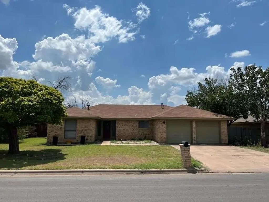 1417 Weavers Way, Abilene