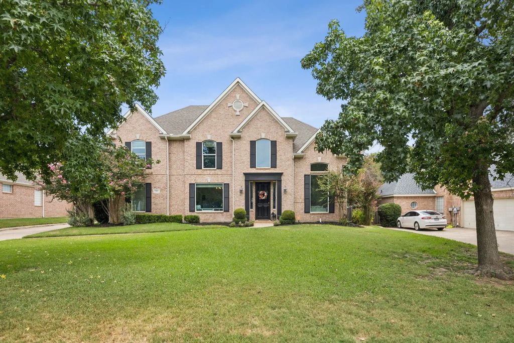 712 Ashleigh Lane, Southlake