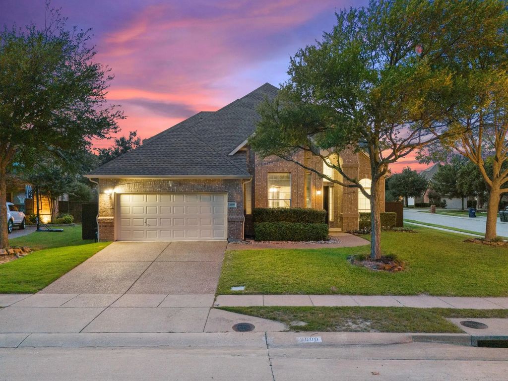 2000 Arrowwood Court, McKinney