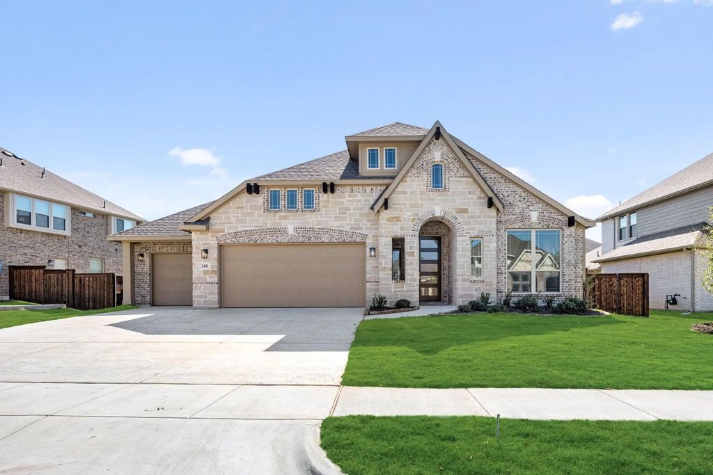 2411 Hagen Drive, Mansfield