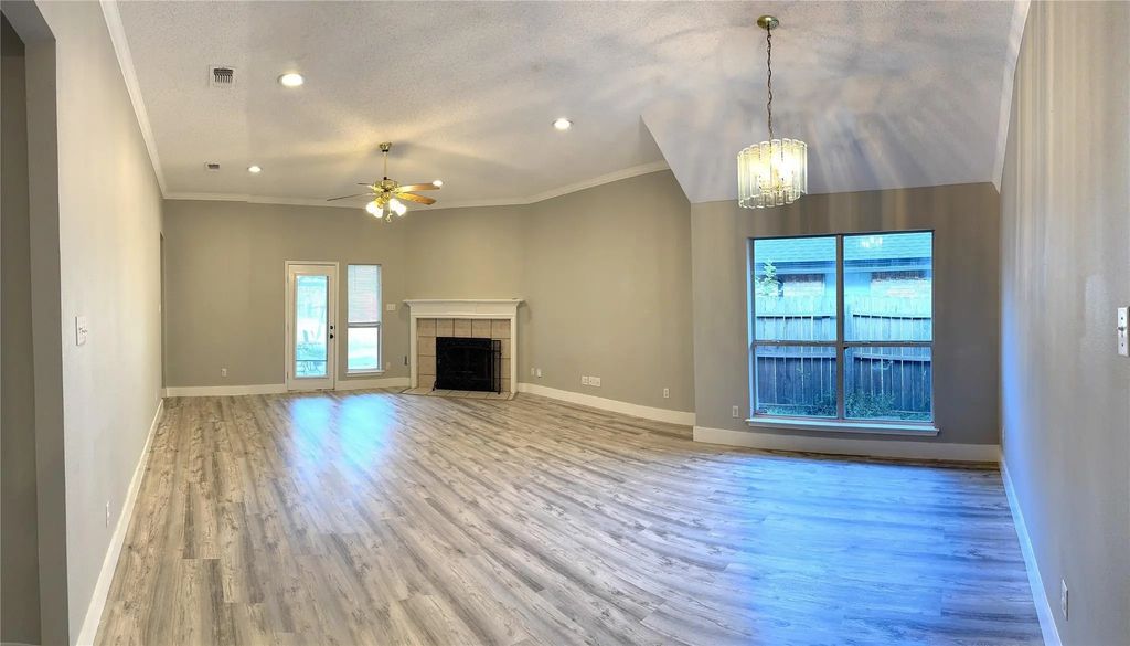 8749 San Joaquin Trail, Fort Worth