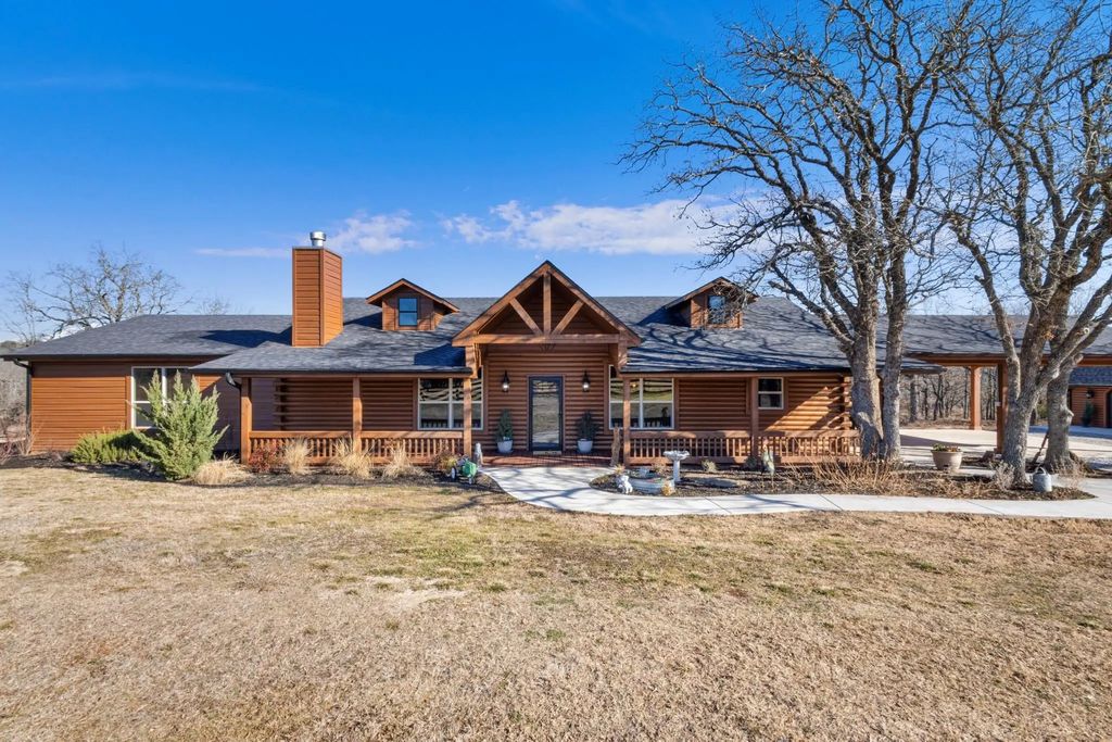542 Whispering Oaks, Sunset