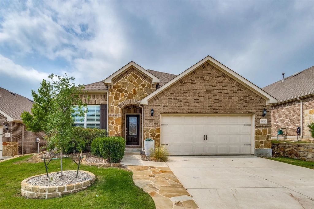 1421 Westborough Drive, Northlake