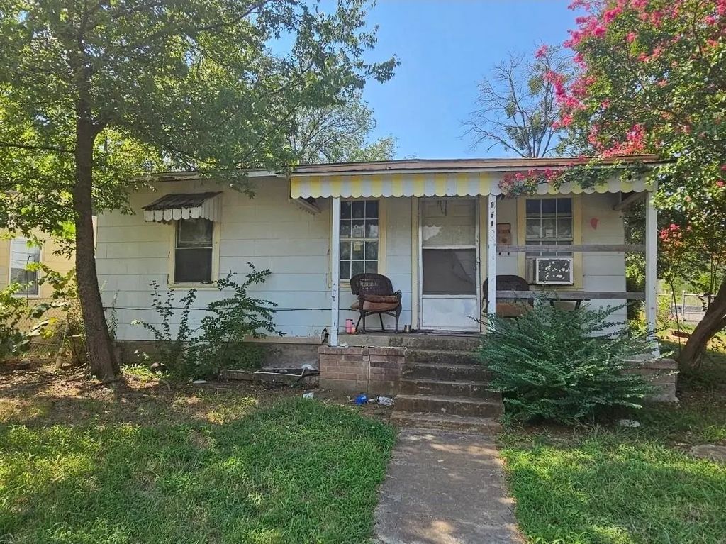 3500 Baylor Street, Fort Worth