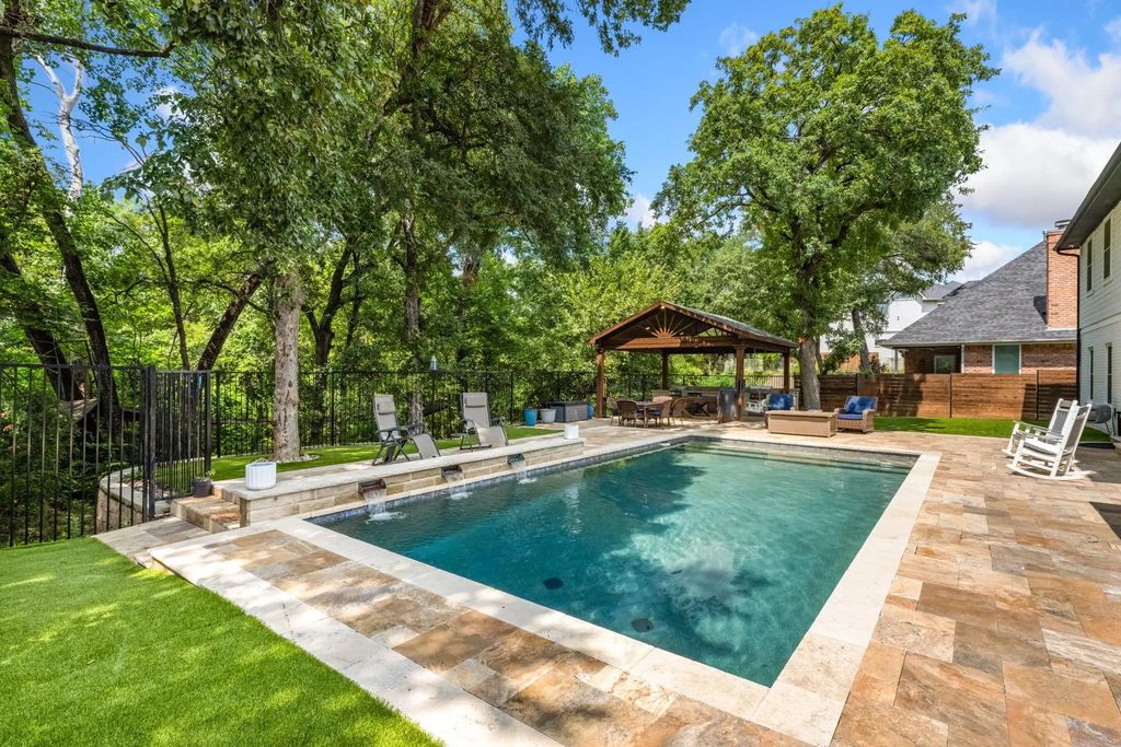 2514 Laurel Valley Lane, Arlington