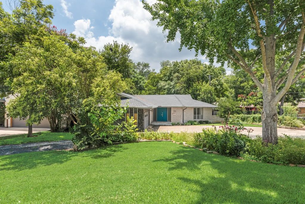 7292 Williamson Road, Dallas