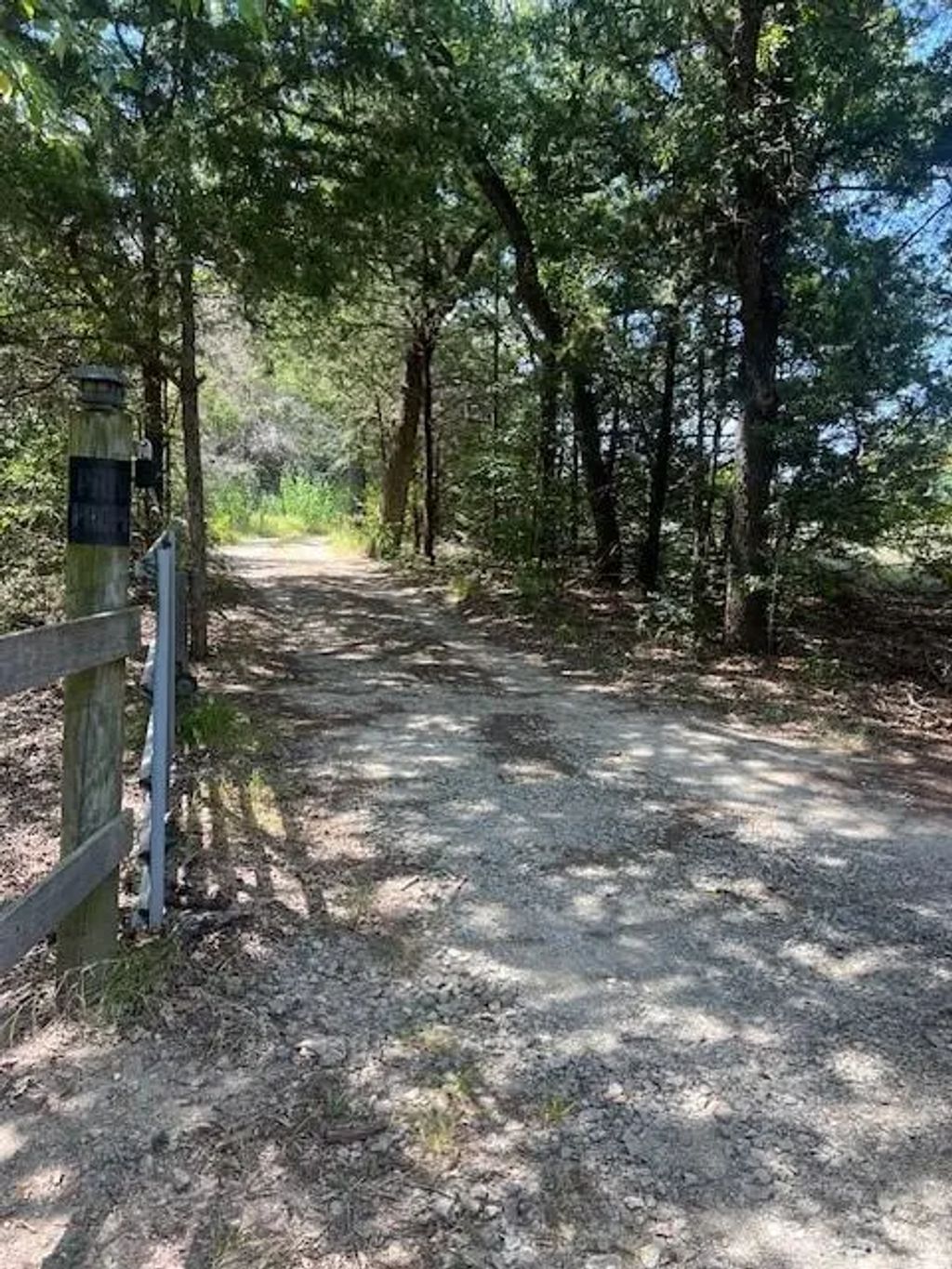17754 County Road 4052, Kemp