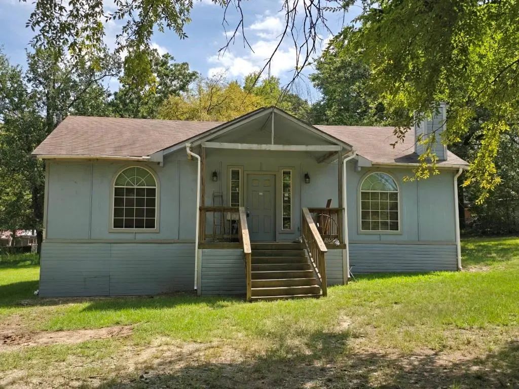 712 Old Shawnee Trail, Tool