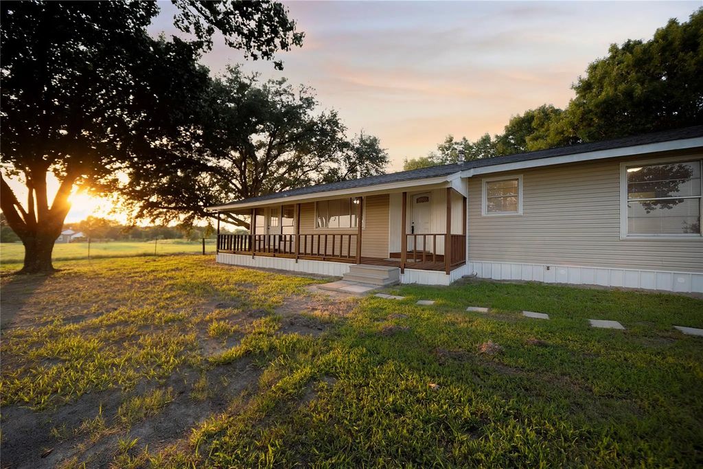 300 Vz County Road 4211, Ben Wheeler