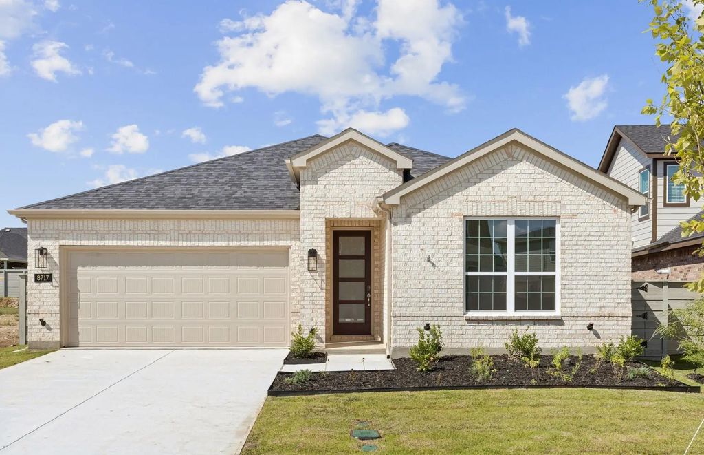 8717 Tallwood Lane, Justin