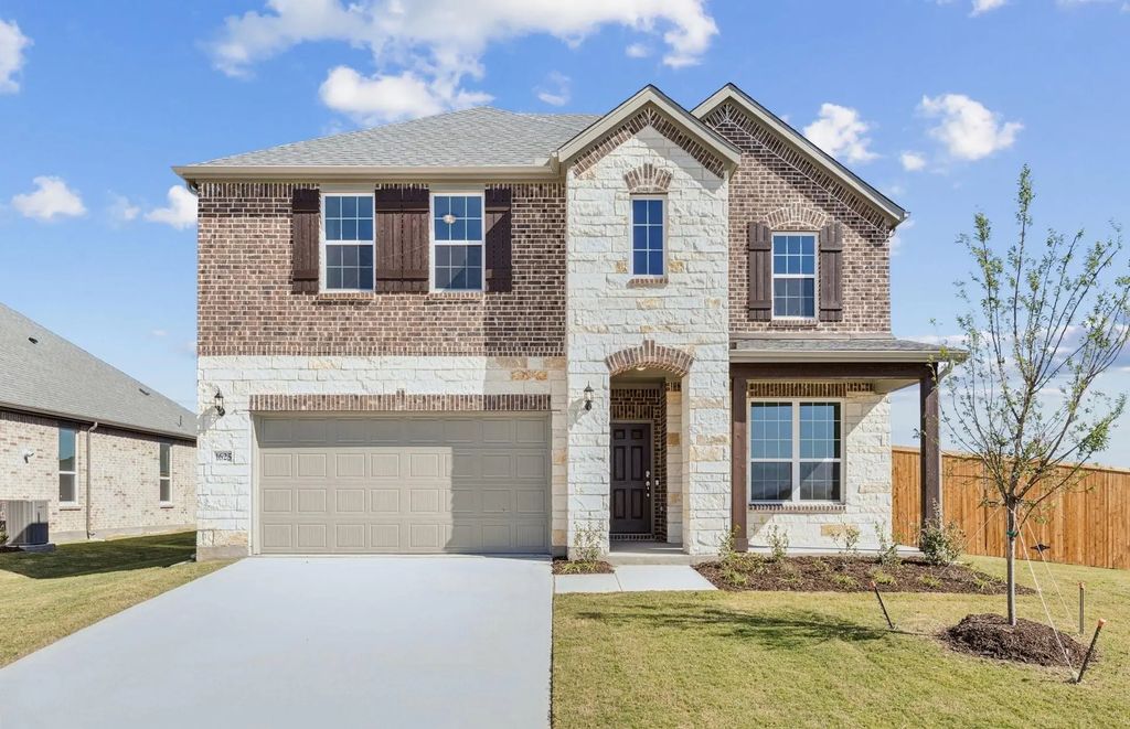 1625 Esra Lane, Anna