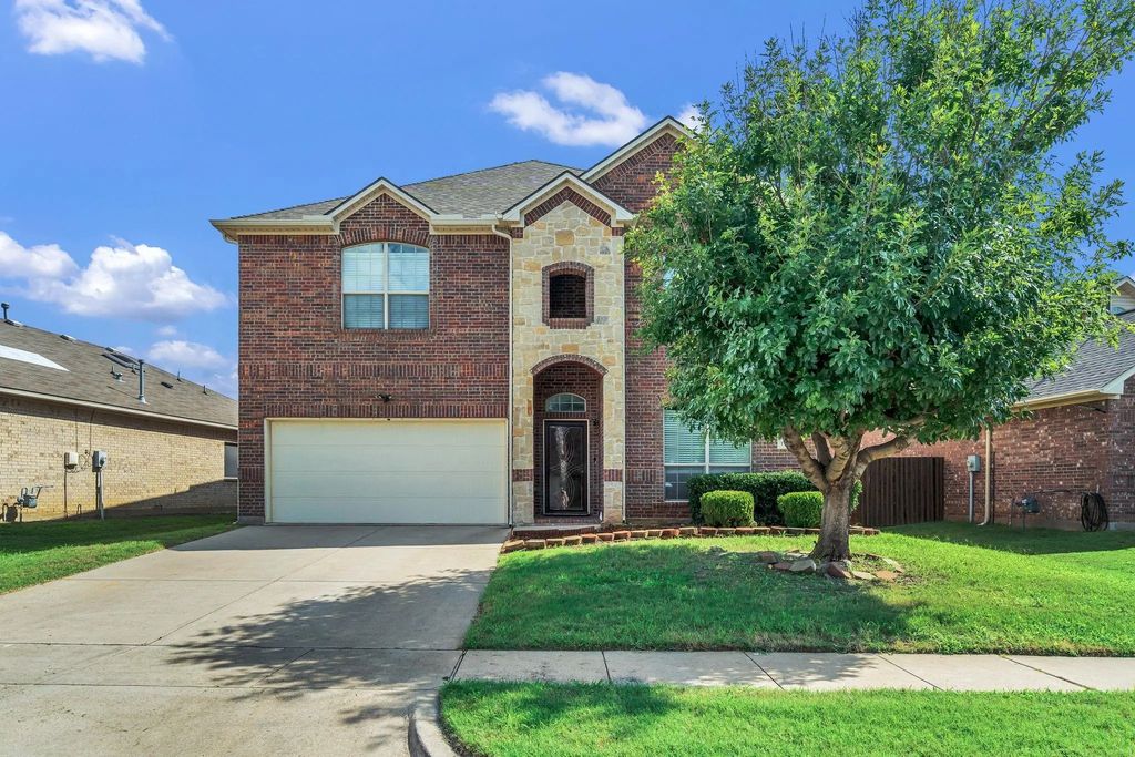 1714 Secretariat Lane, Irving