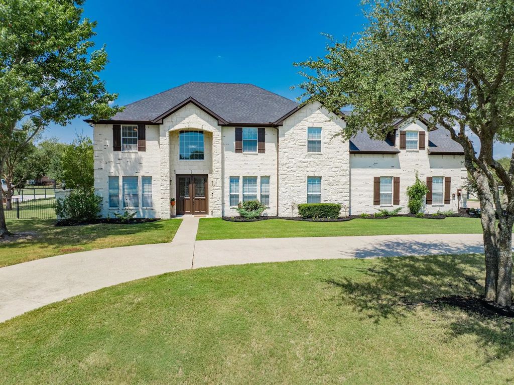 853 Equestrian Drive, Rockwall