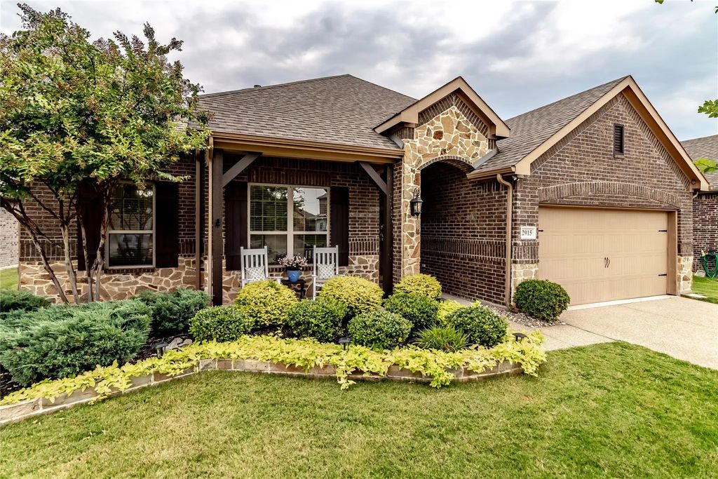 2915 Winchester Avenue, Melissa
