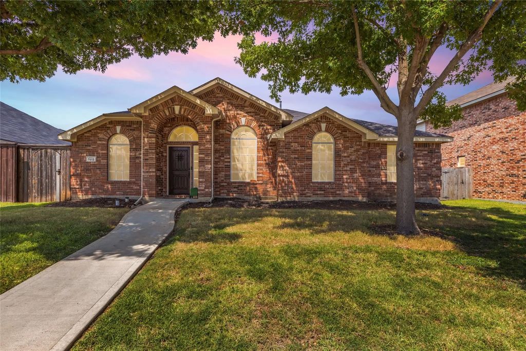 7513 Maplewood Drive, Rowlett