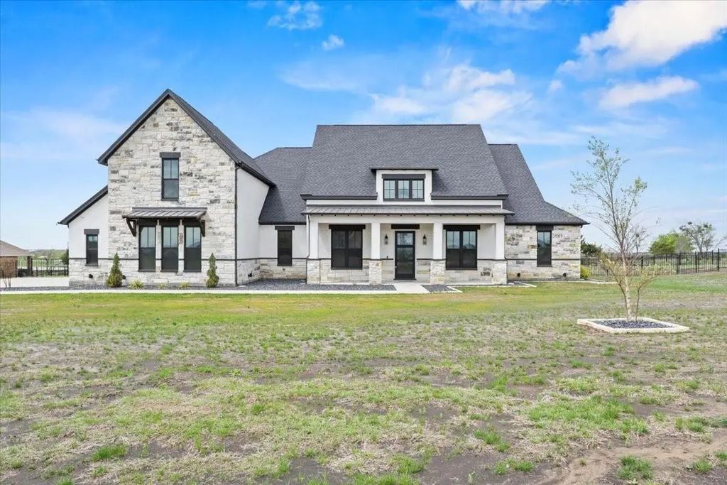 866 Chisholm Ridge Drive, Rockwall