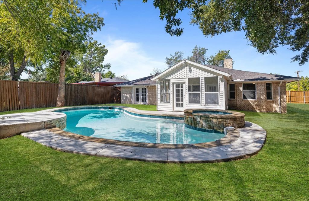 625 Heritage Hill Drive, Forney