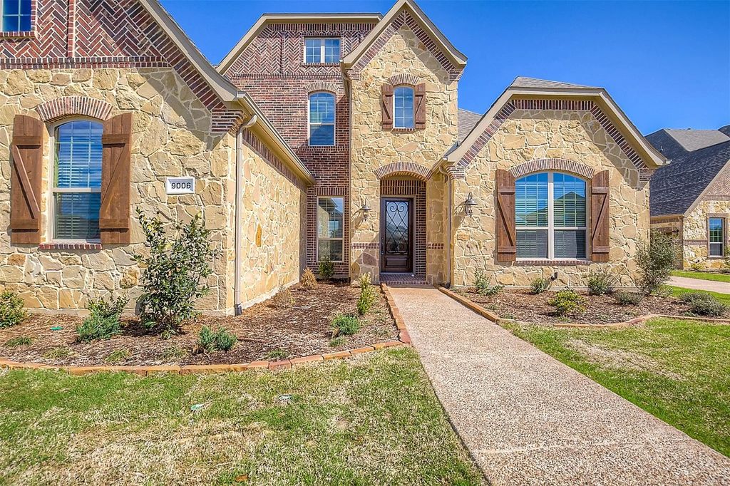 9006 Forest Park Court, Rowlett