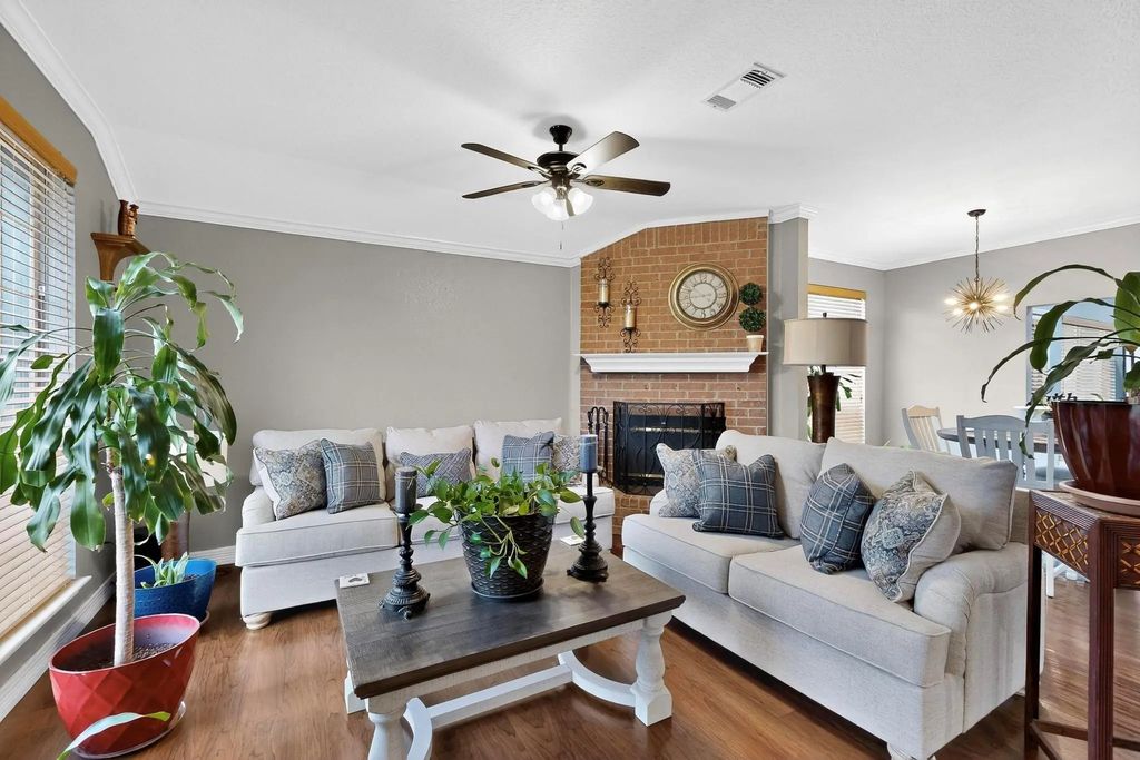 500 Glenwood Drive, Lancaster