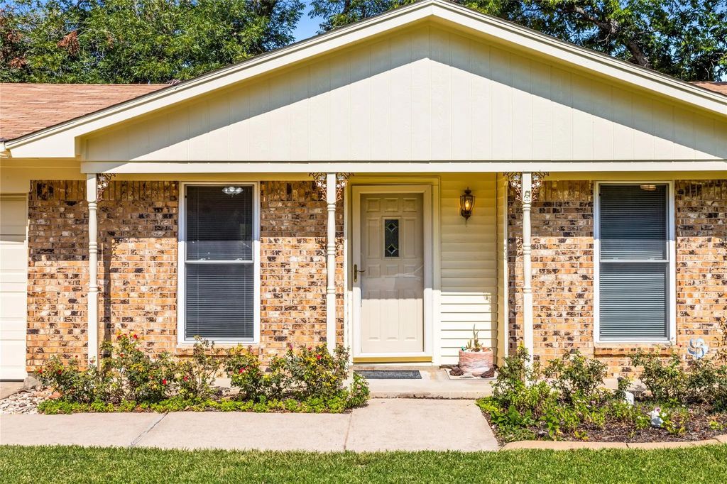 1913 Galahad Lane, Arlington
