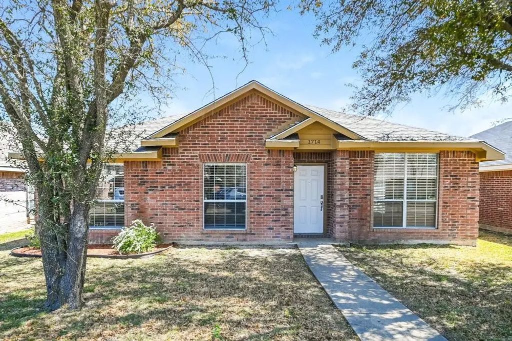1714 Stewart Street, Cedar Hill